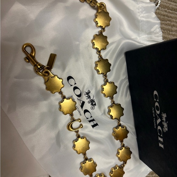 Coach crystal Gold and Pink bag strap - Picture 5 of 6